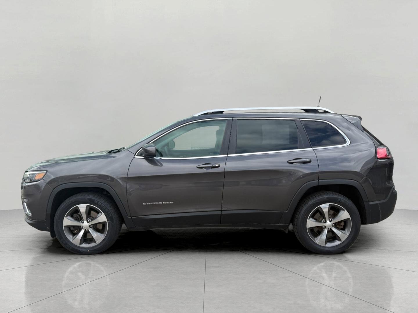 Used 2019 Jeep Cherokee Limited AWD/4WD image 8