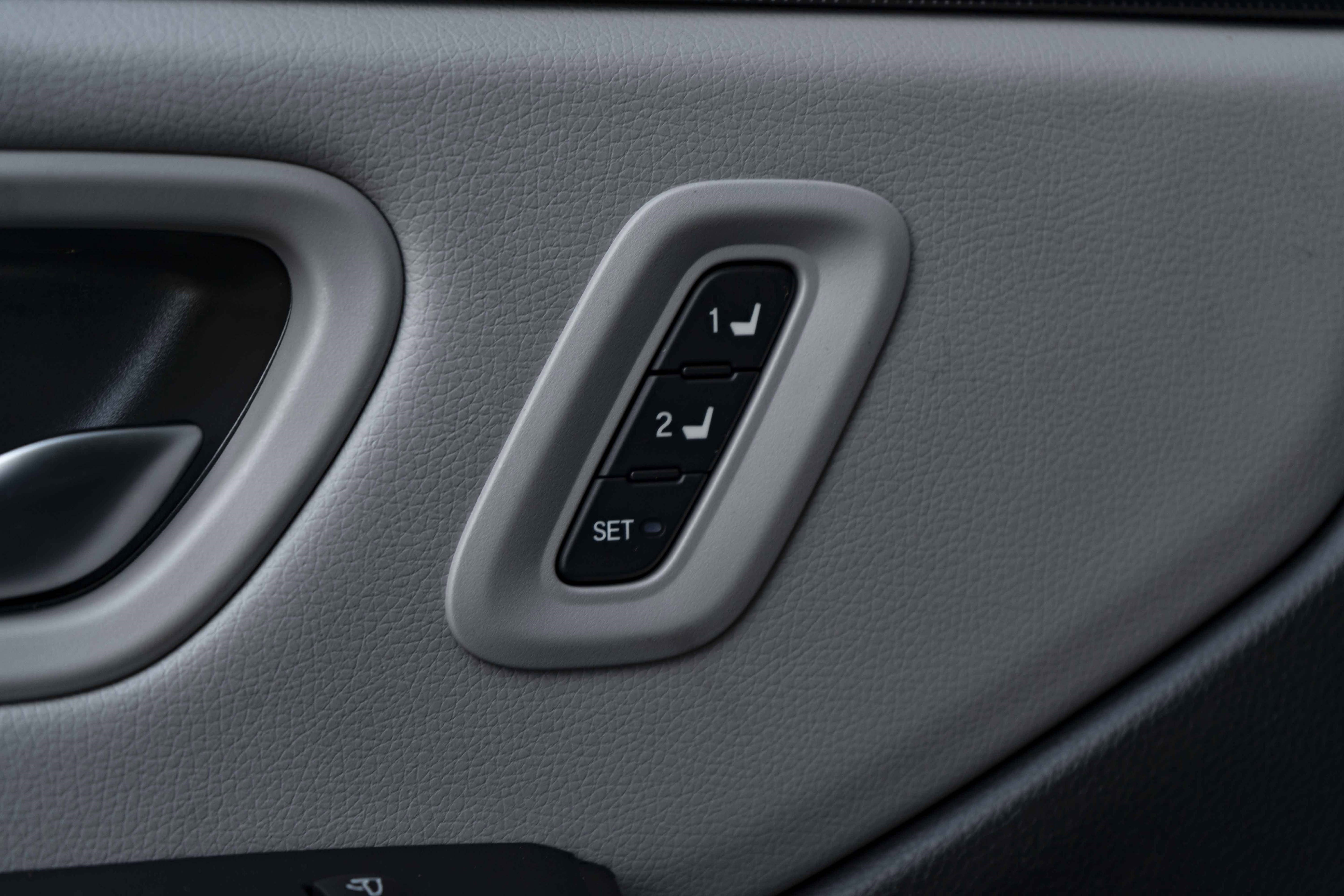 Used 2024 Honda Pilot Elite image 40