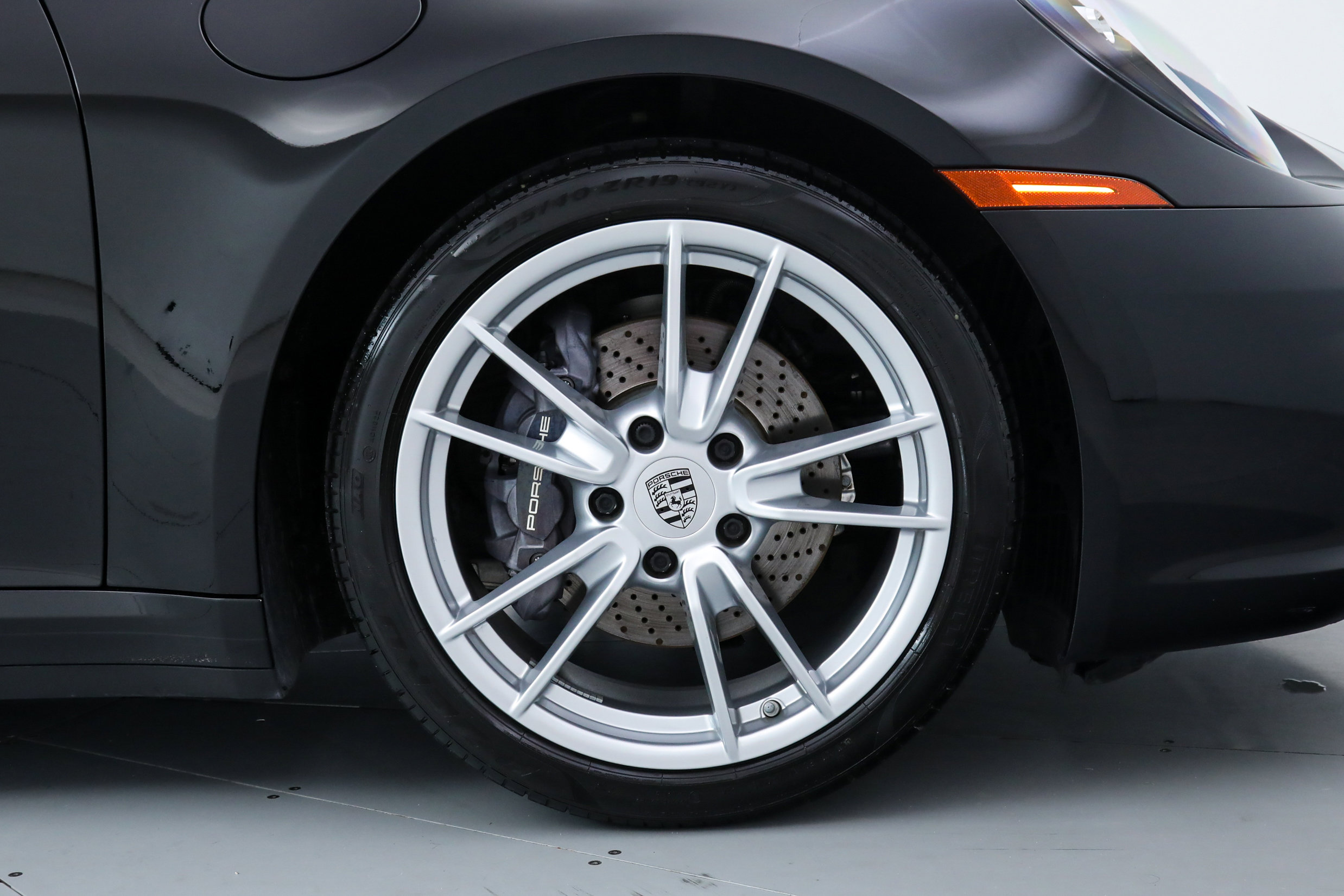 Used 2022 Porsche 911 Carrera image 35