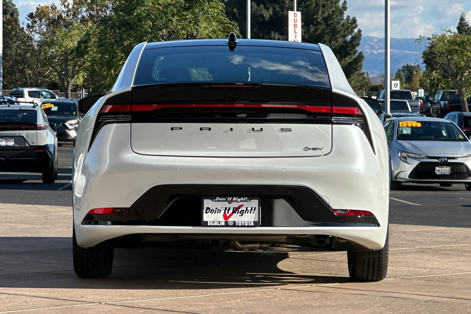 New 2027 Toyota Prius FWD image 5