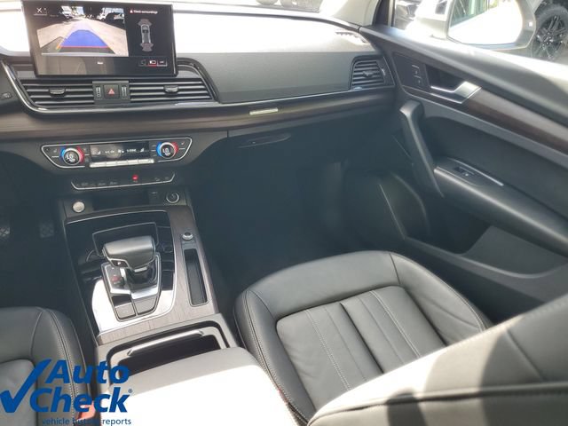 Used 2021 Audi Q5 2.0T Premium w/ Convenience Package AWD/4WD image 16