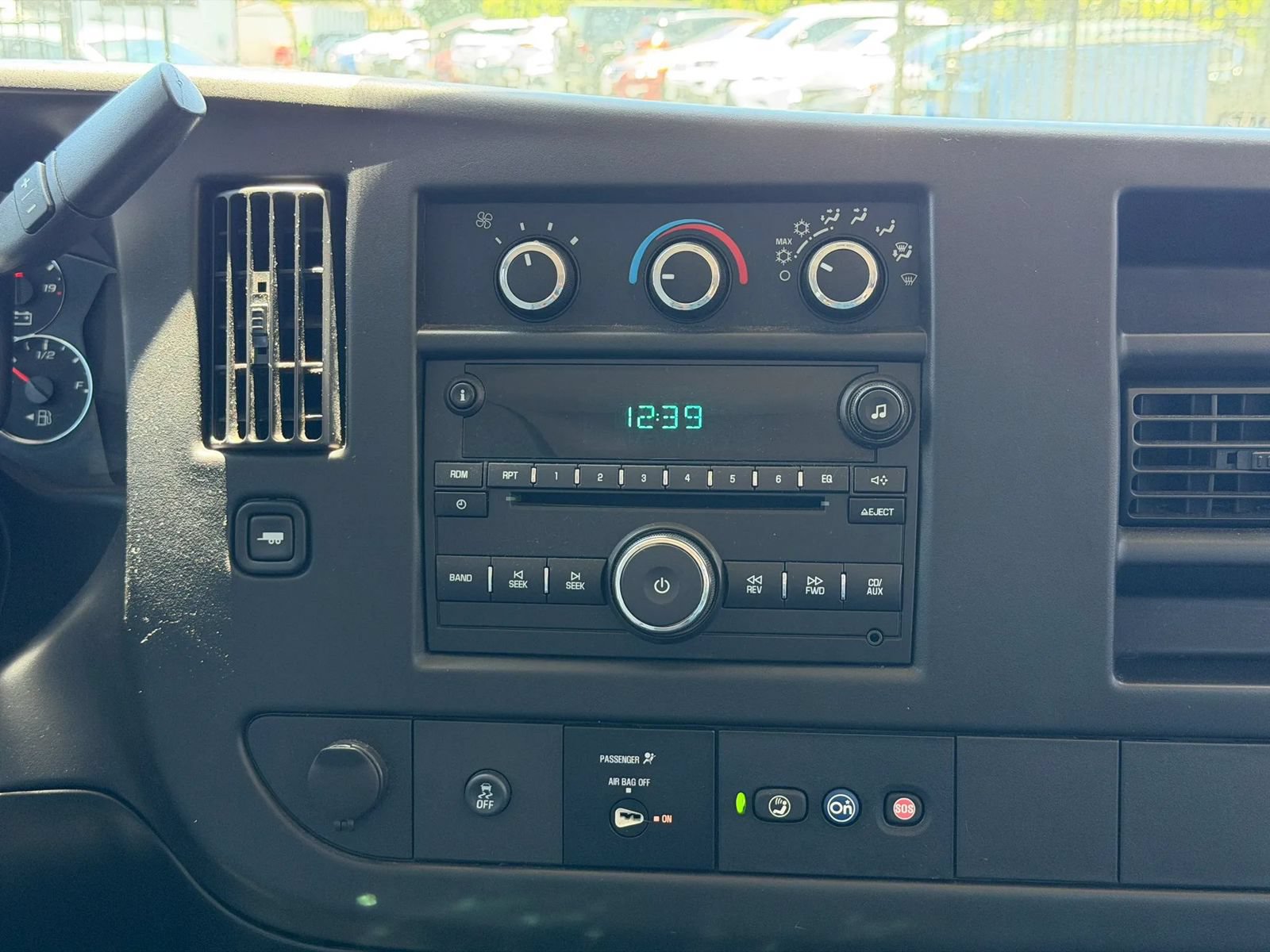 Used 2014 Chevrolet Express 2500 LT w/ LT Preferred Equipment Group RWD image 26