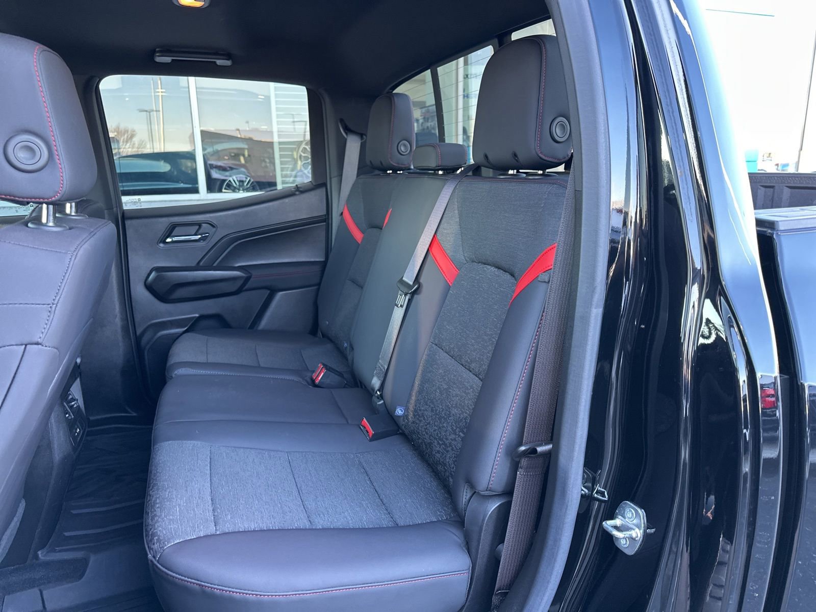 Used 2023 Chevrolet Colorado Z71 w/ Z71 Convenience Package 2 image 13