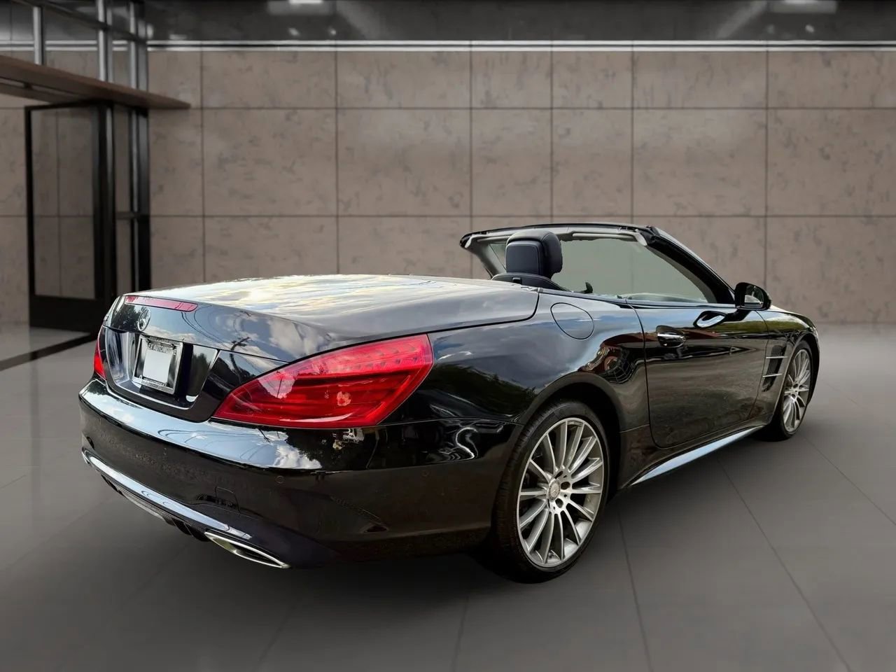 Used 2017 Mercedes-Benz SL 450 image 6