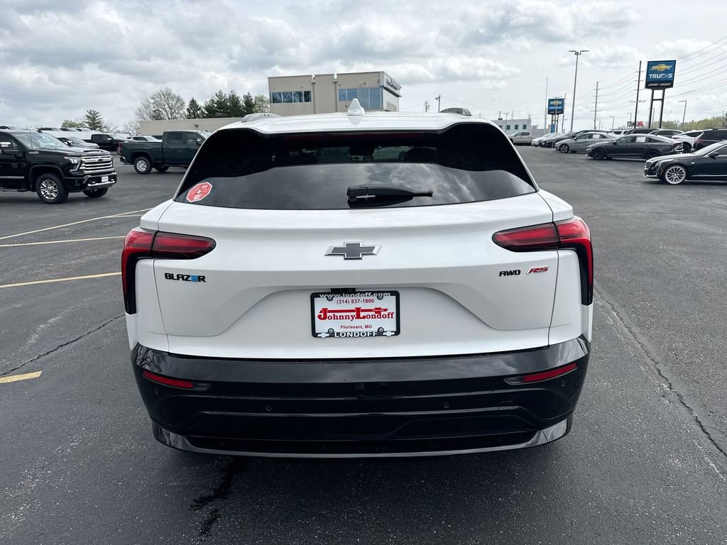 Certified 2024 Chevrolet Blazer EV RS image 22