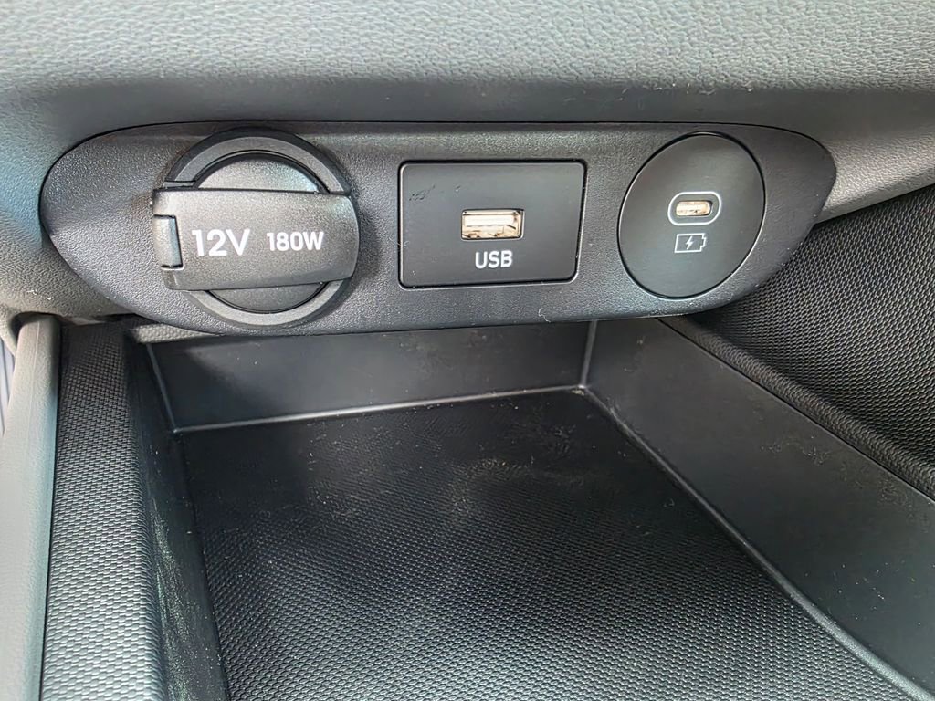New 2026 Hyundai Elantra SE w/ Cargo Package image 21