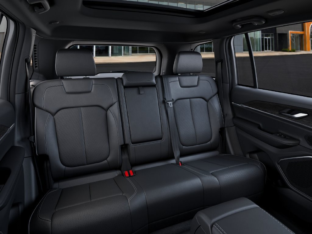 New 2027 Jeep Grand Cherokee Limited AWD/4WD image 15