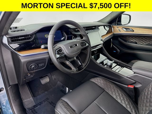 New 2026 Jeep Grand Cherokee L Summit w/ Obsidian Package AWD/4WD image 9
