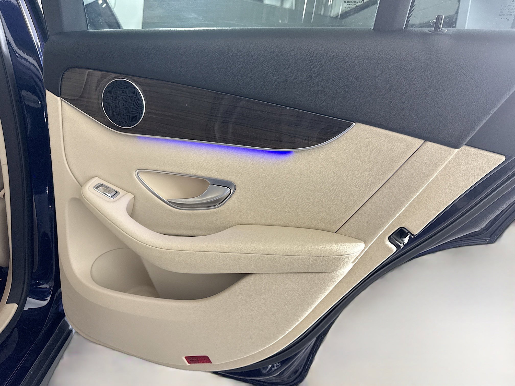 Used 2021 Mercedes-Benz GLC 300 image 28