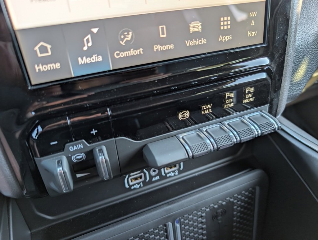 New 2025 RAM 2500 Laramie image 29