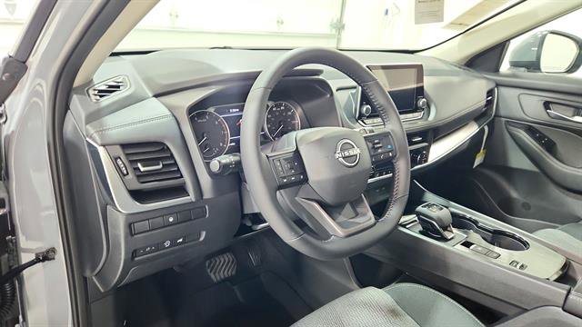 New 2026 Nissan Rogue SV image 10