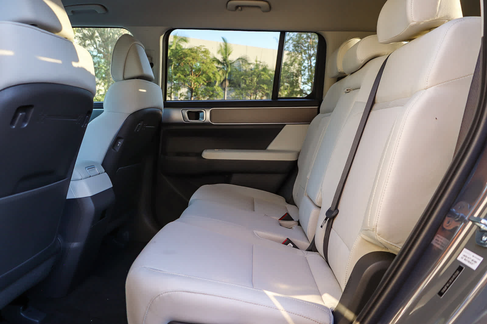 New 2027 Hyundai Santa Fe SE FWD image 19
