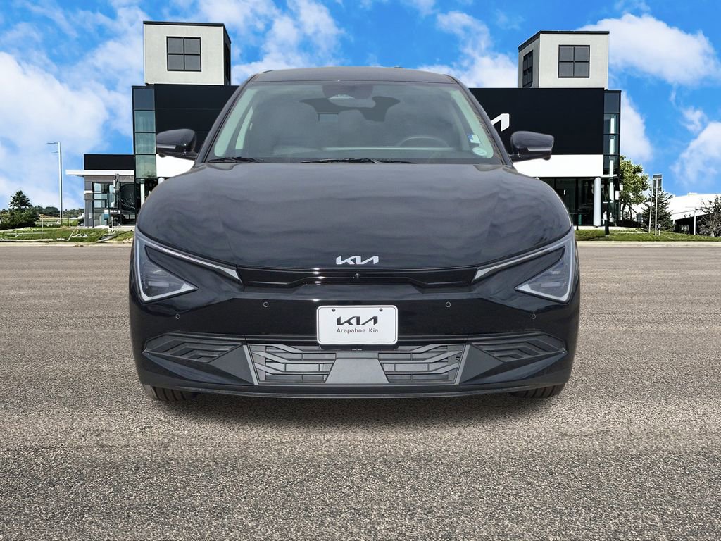 New 2025 Kia EV6 Light w/ Light LR Technology Package image 3