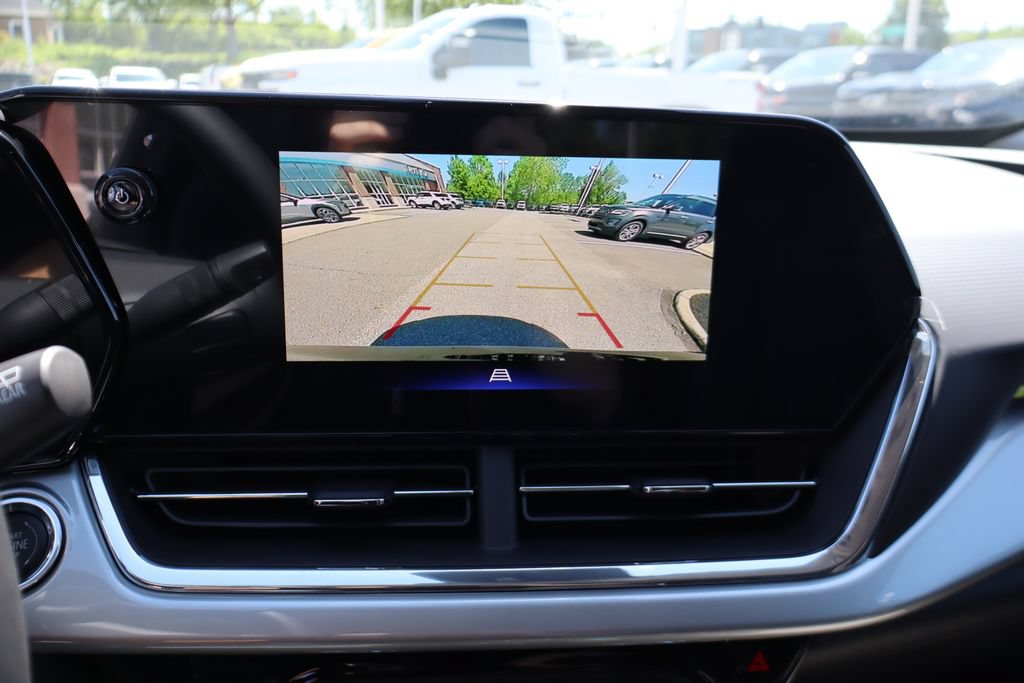 New 2026 Chevrolet Trax LT w/ Driver Confidence Package FWD image 19