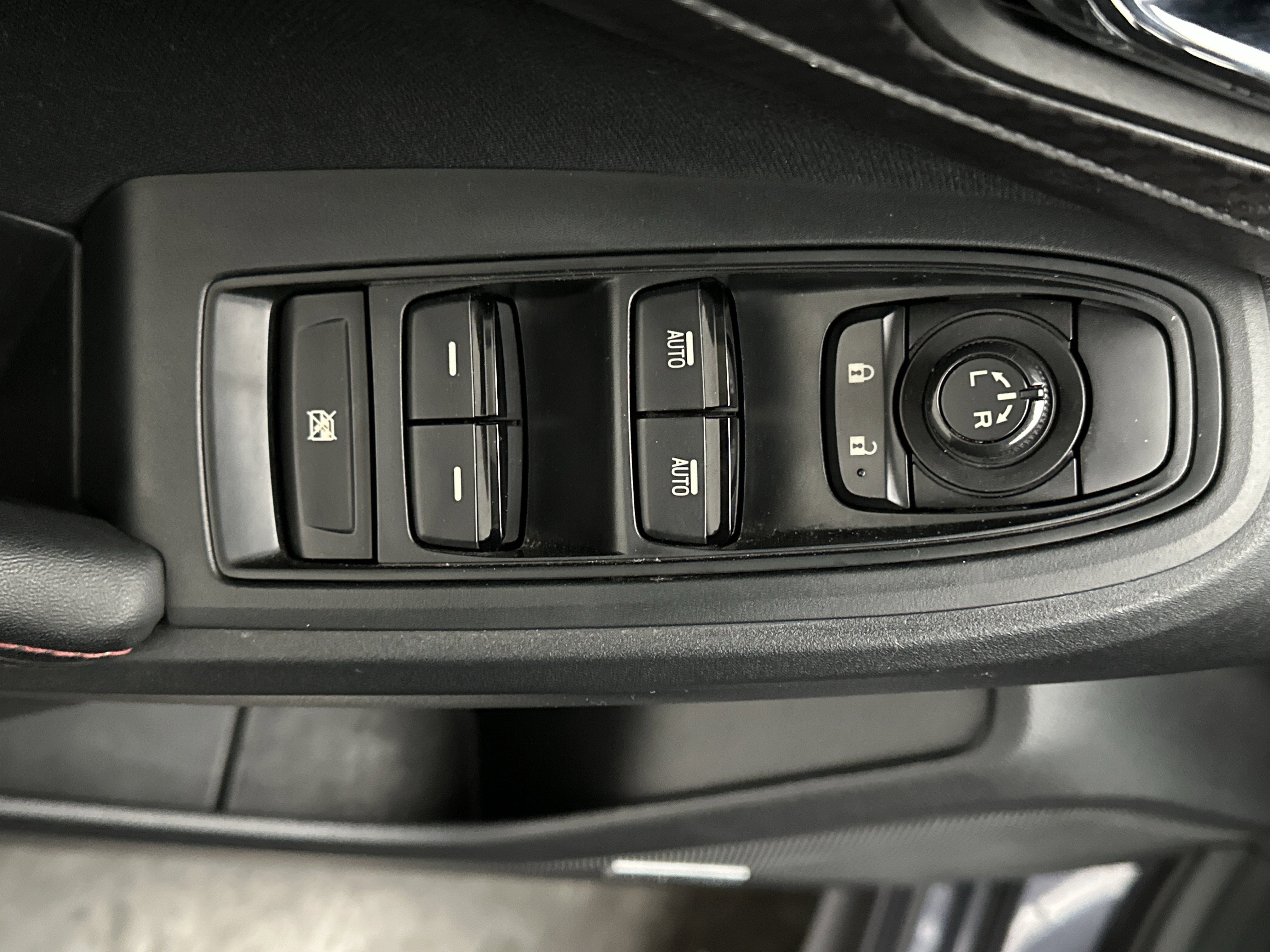 Used 2017 Subaru Impreza 2.0i Sport image 17