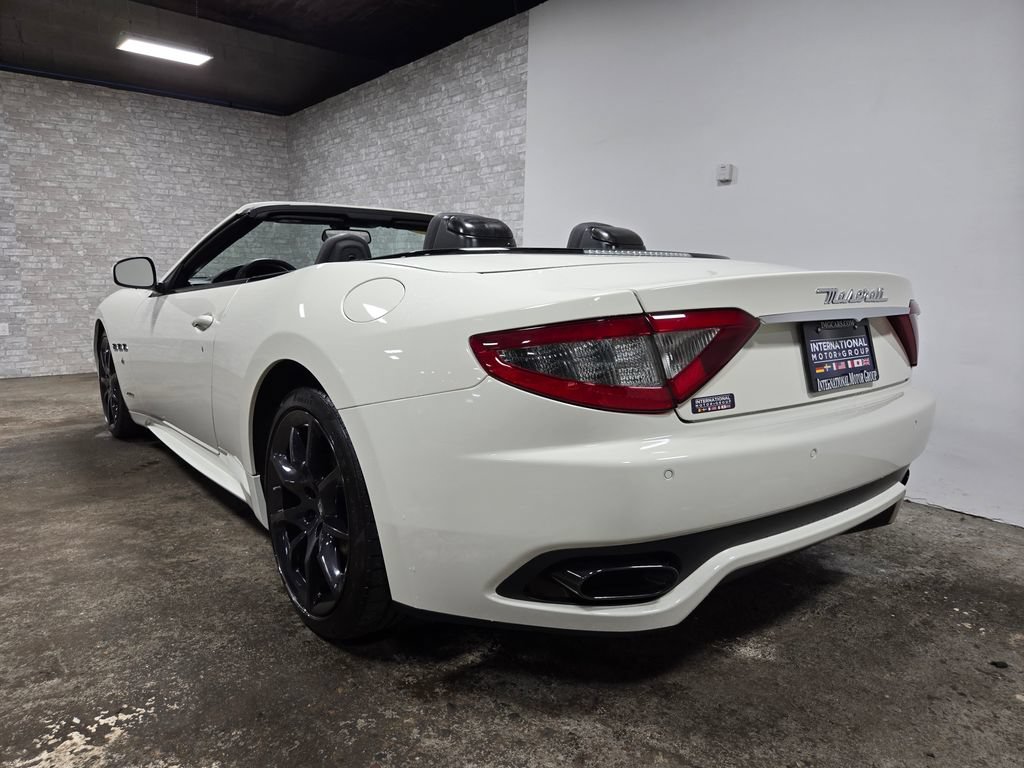 Used 2016 Maserati GranTurismo Sport RWD image 35