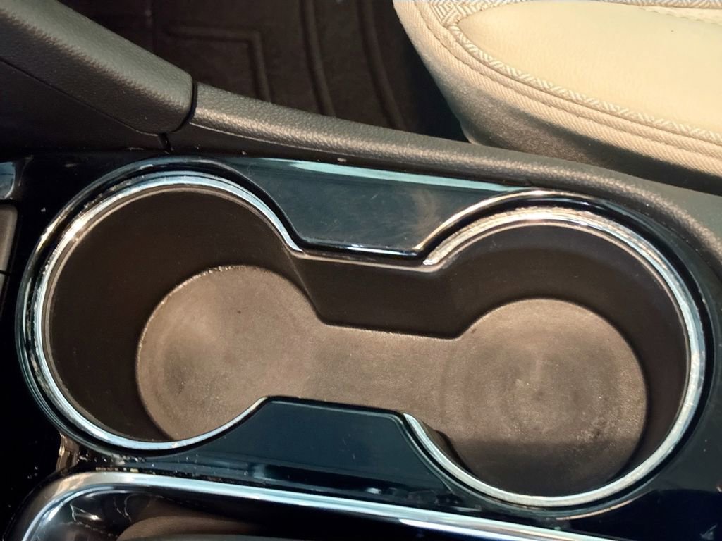 Used 2023 Buick Encore GX Select image 15