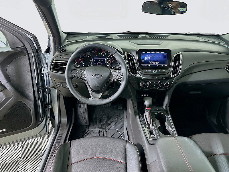 Used 2023 Chevrolet Equinox RS w/ RS Leather Package image 25
