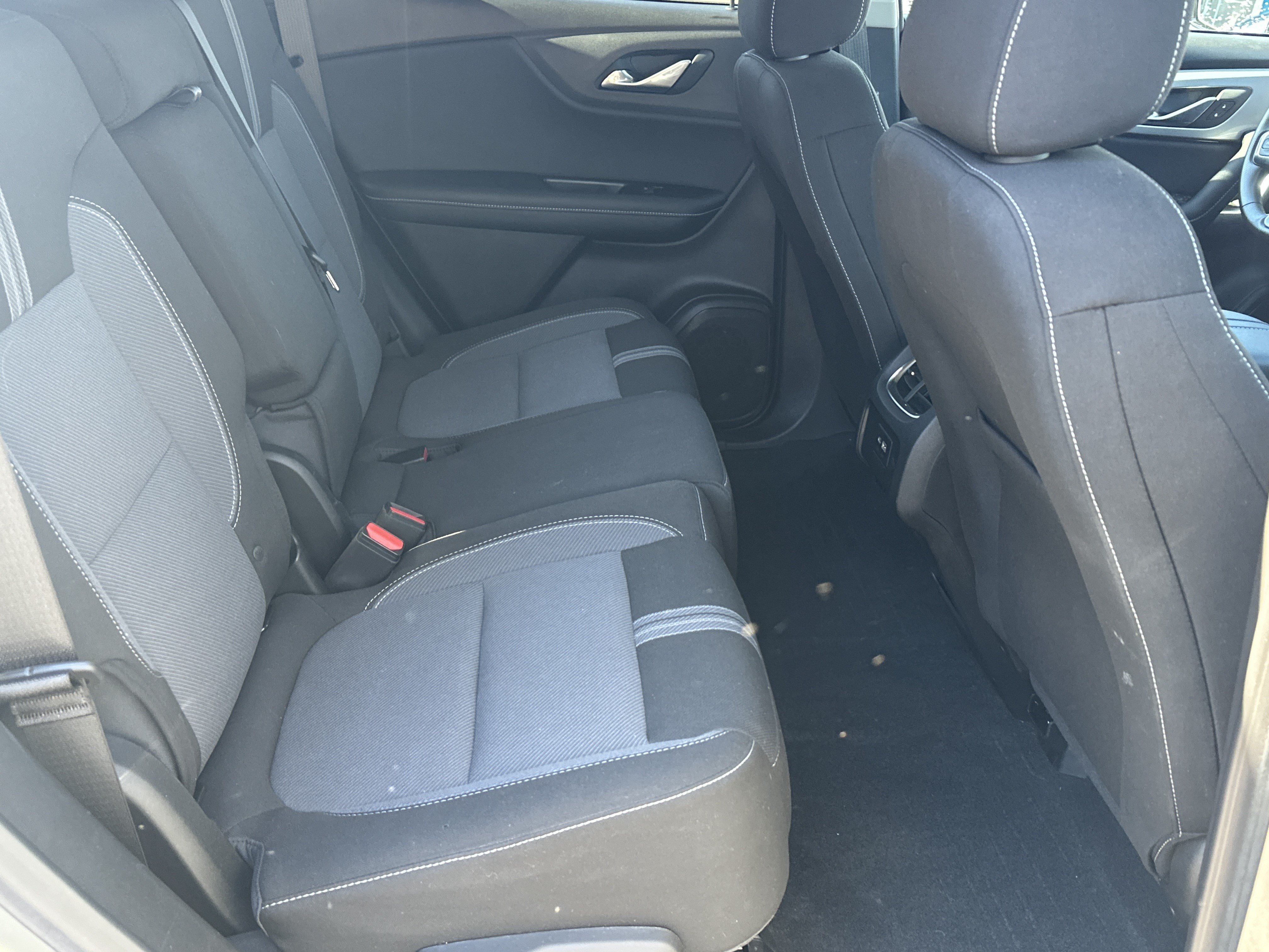Certified 2024 Chevrolet Blazer LT w/ Convenience Package FWD image 17