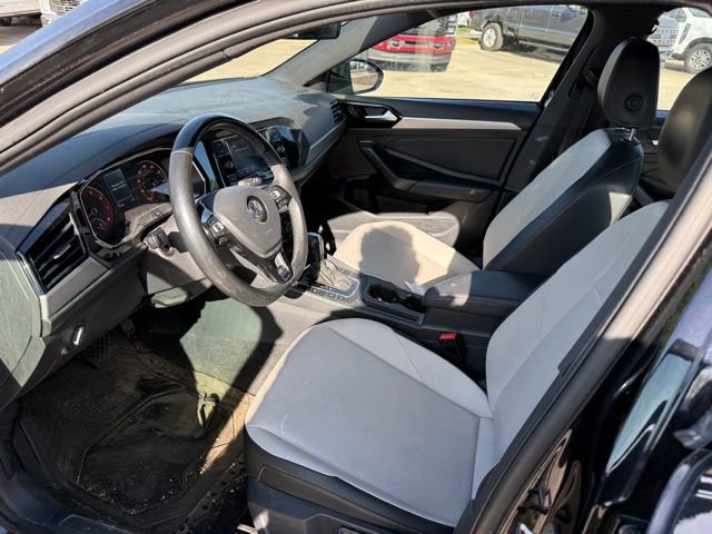 Used 2021 Volkswagen Jetta R-Line image 9