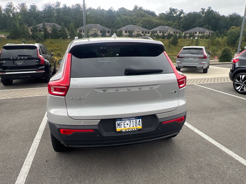 Certified 2023 Volvo XC40 B5 Ultimate w/ Climate Package AWD/4WD image 21