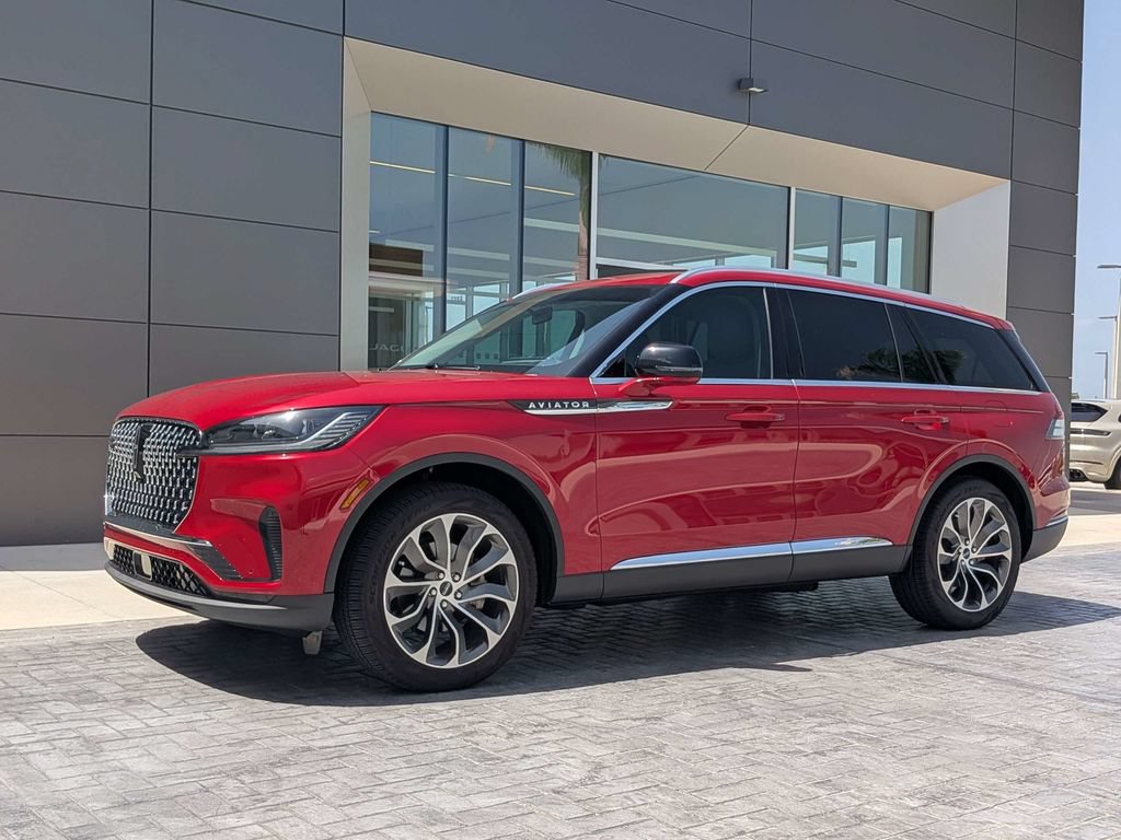 Certified 2025 Lincoln Aviator Reserve w/ Luxury Package AWD/4WD image 1