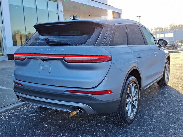 Used 2022 Lincoln Corsair AWD w/ Premium Package image 8