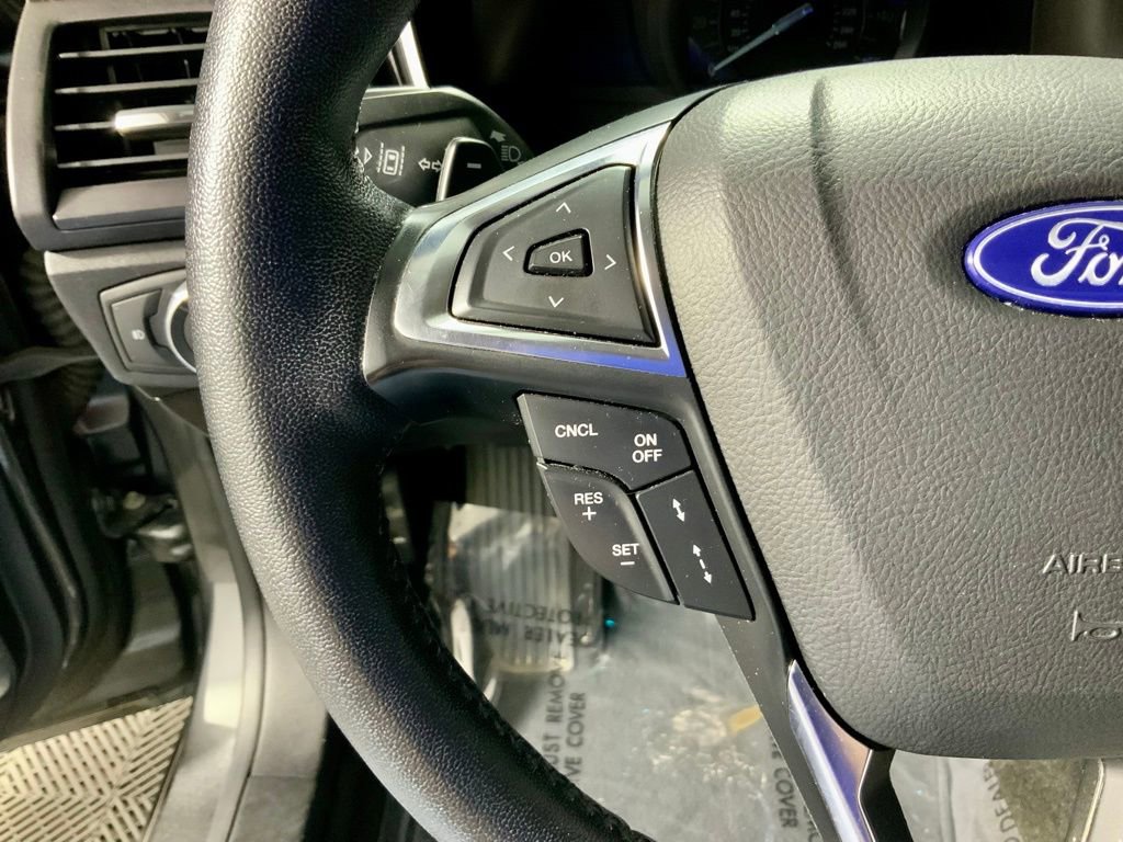 Used 2020 Ford Fusion Titanium AWD/4WD image 27