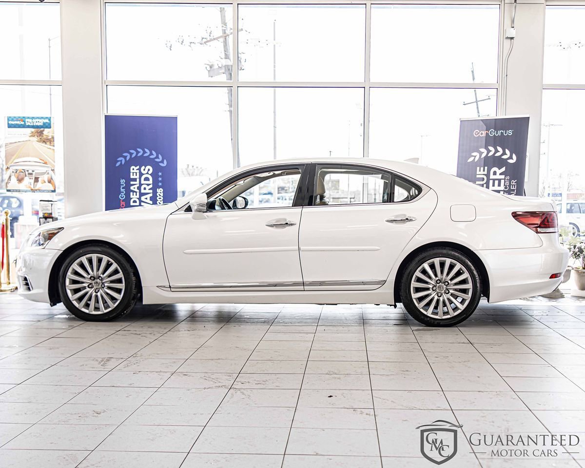 Used 2017 Lexus LS 460 AWD w/ Comfort Package image 6