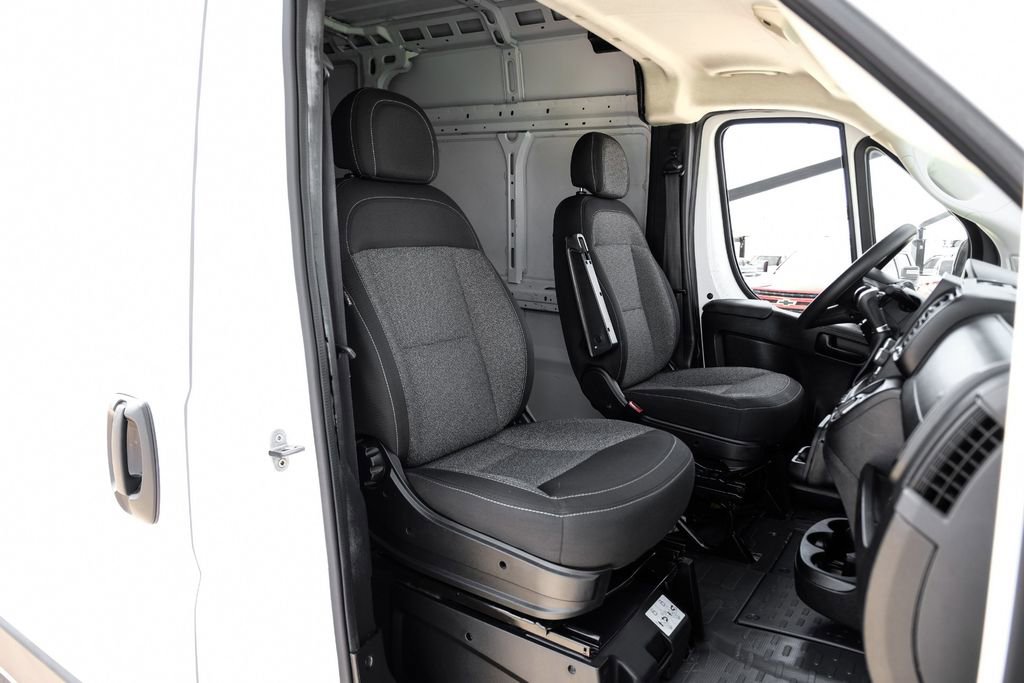 Used 2023 RAM ProMaster 2500 image 34