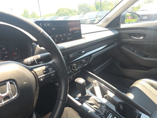 Used 2024 Honda Accord EX-L image 21