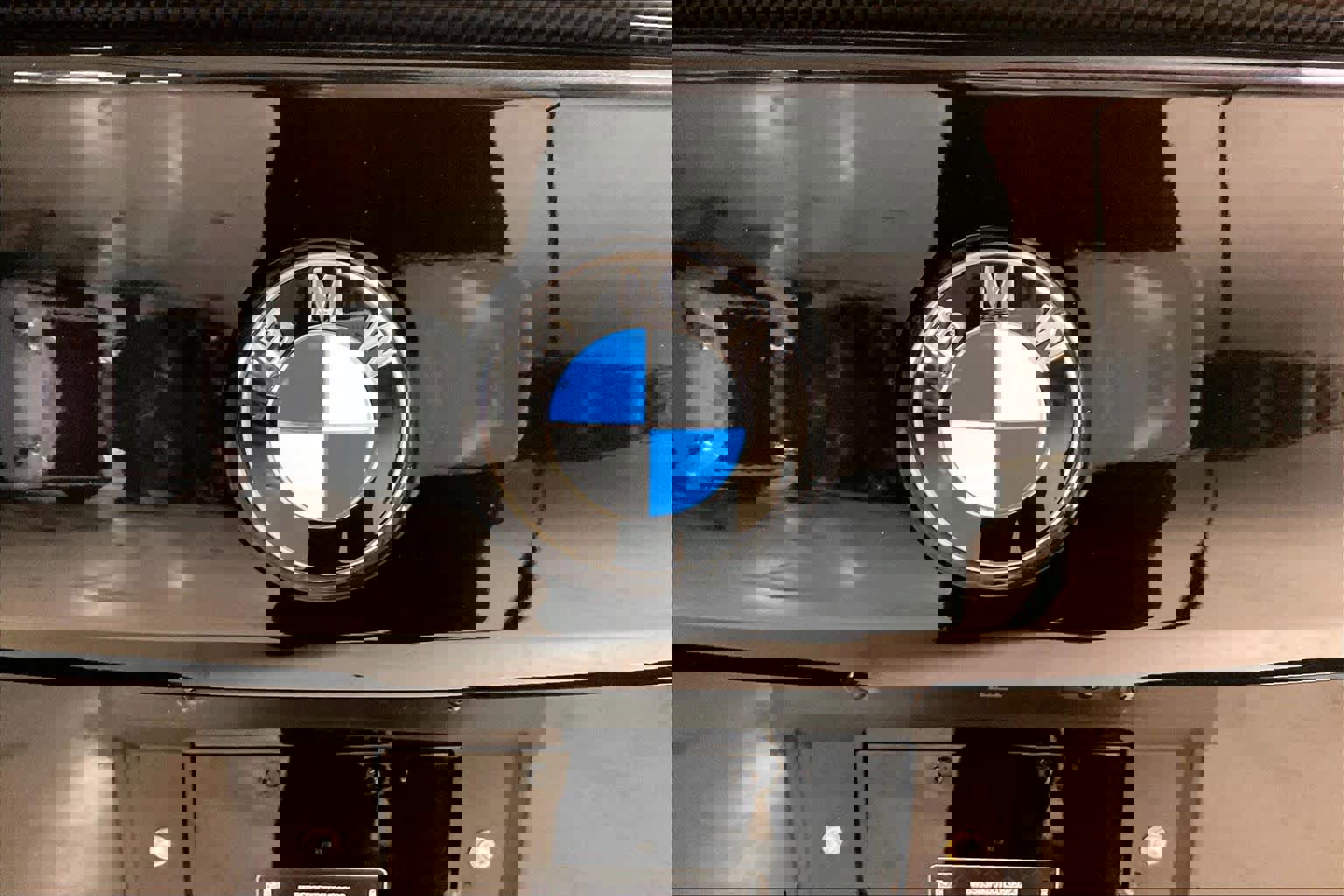 Used 2026 BMW M5 w/ Carbon Package image 31