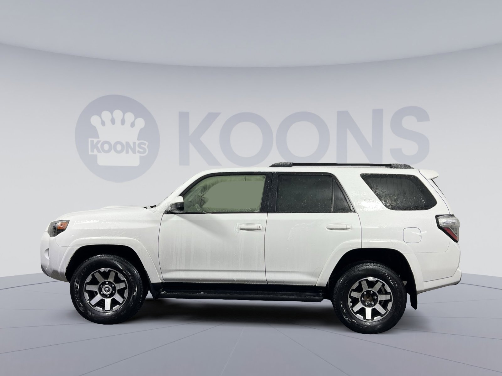 Used 2024 Toyota 4Runner TRD Off-Road image 2