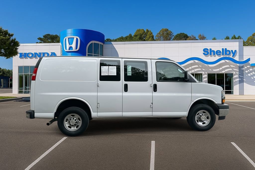 Used 2024 Chevrolet Express 2500 w/ Driver Convenience Package image 2