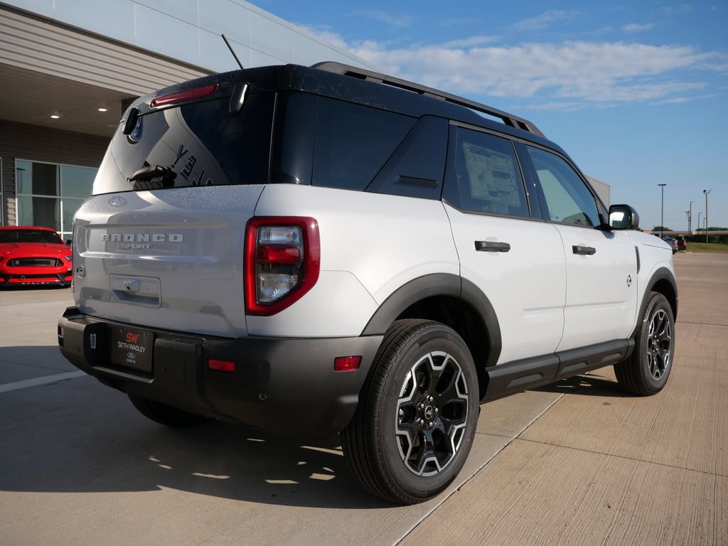 New 2026 Ford Bronco Sport Outer Banks AWD/4WD image 4