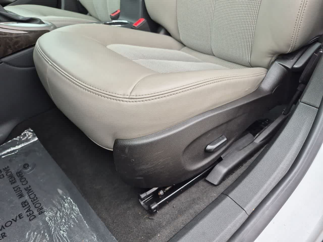 Used 2014 Buick Verano Convenience FWD image 17