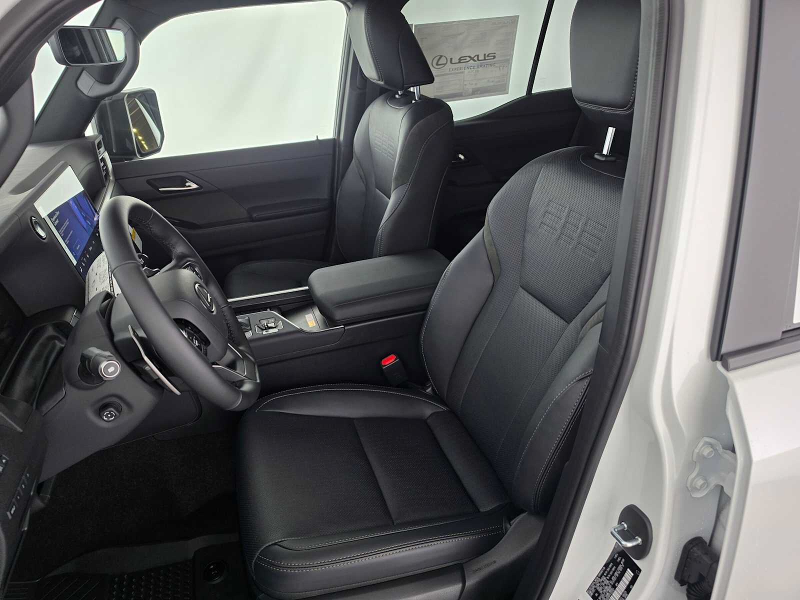 New 2026 Lexus GX 550 AWD/4WD image 21