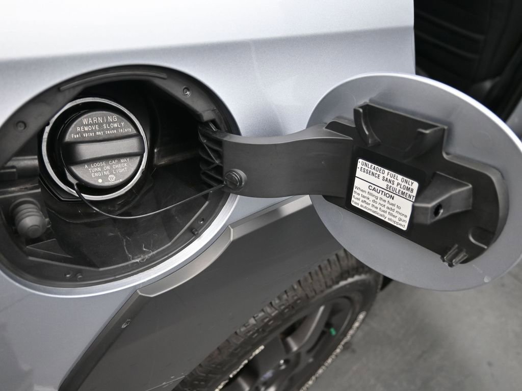 Used 2025 Subaru Outback Wilderness image 18