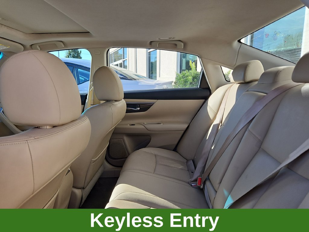 Used 2014 Nissan Altima 2.5 SL w/ Technology Package FWD image 8