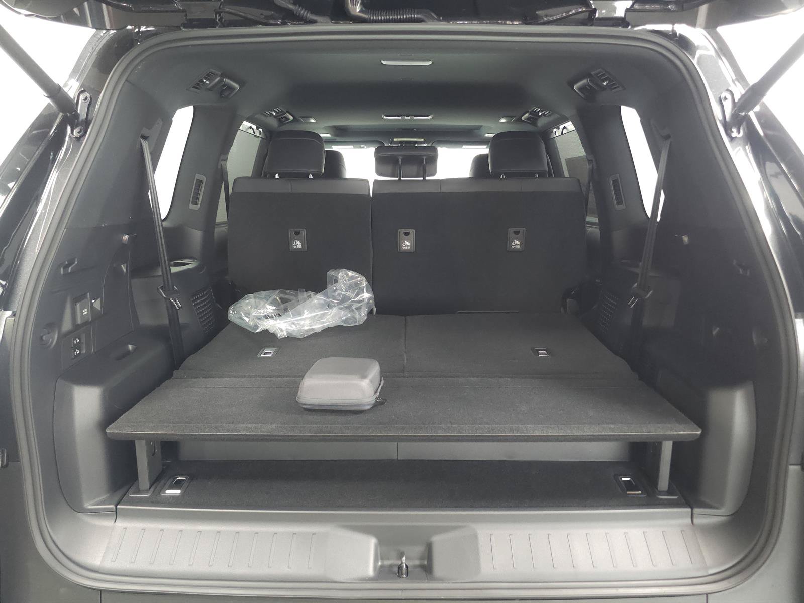 New 2026 Lexus LX 700h F Sport AWD/4WD image 12