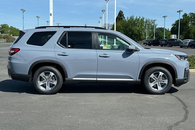 New 2026 Honda Pilot EX-L image 3