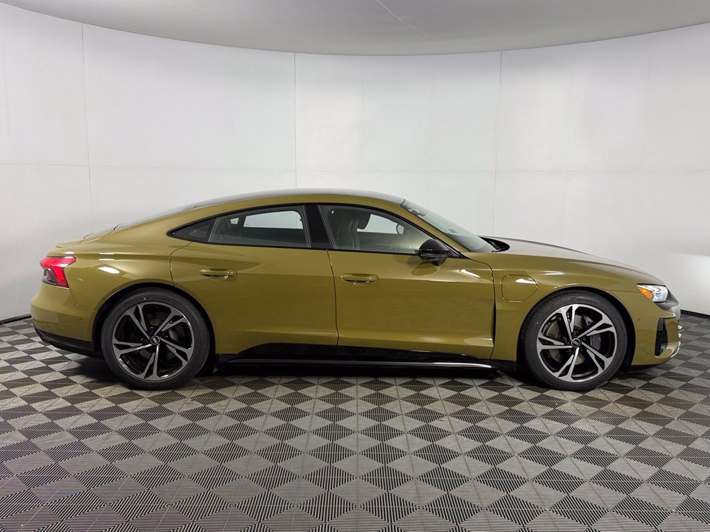 Used 2022 Audi e-tron GT Prestige AWD/4WD image 6