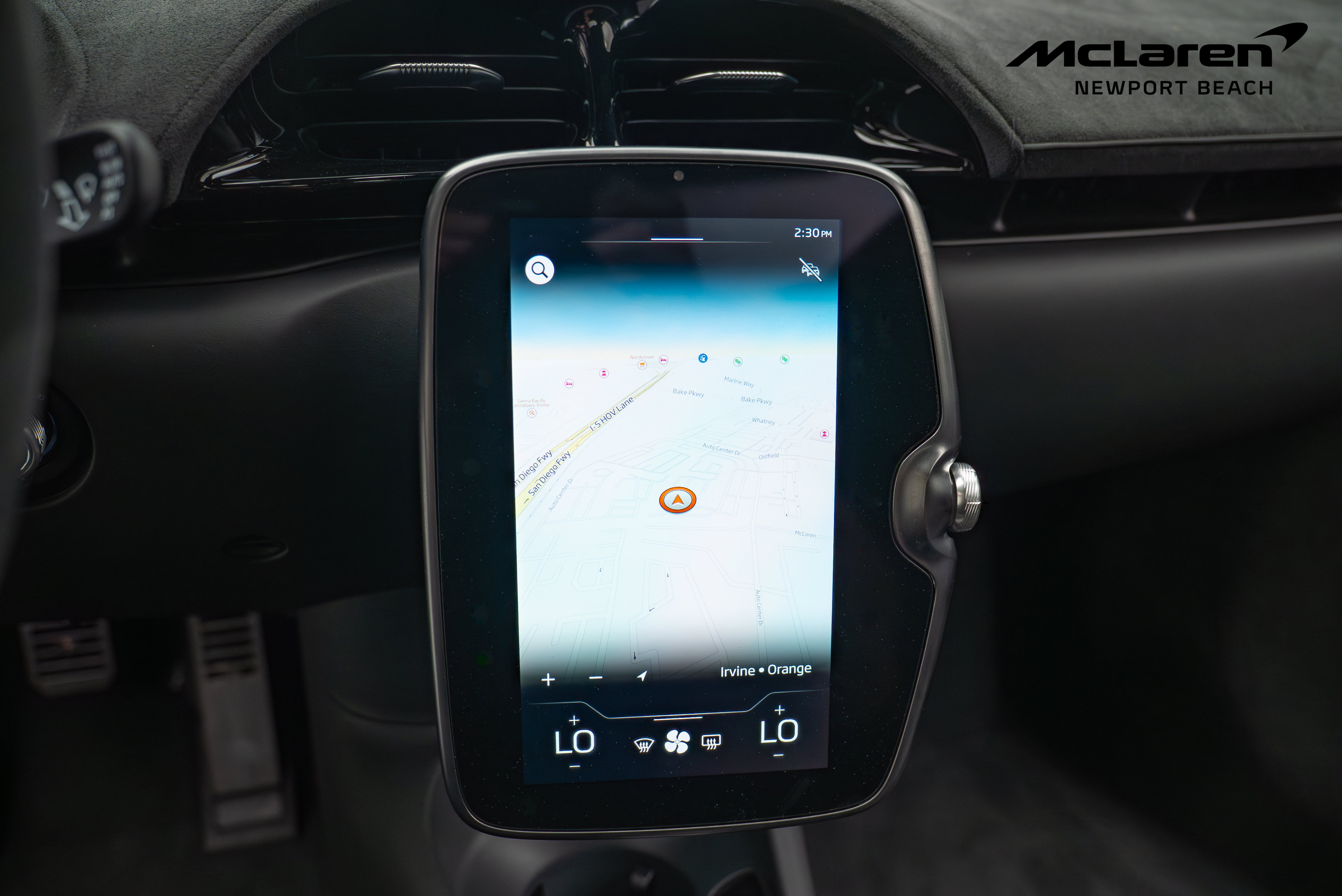 Used 2024 McLaren Artura RWD image 16