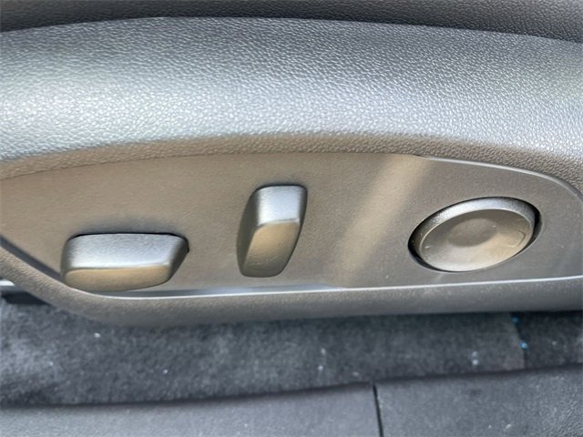 New 2026 Chevrolet Equinox EV LT image 12