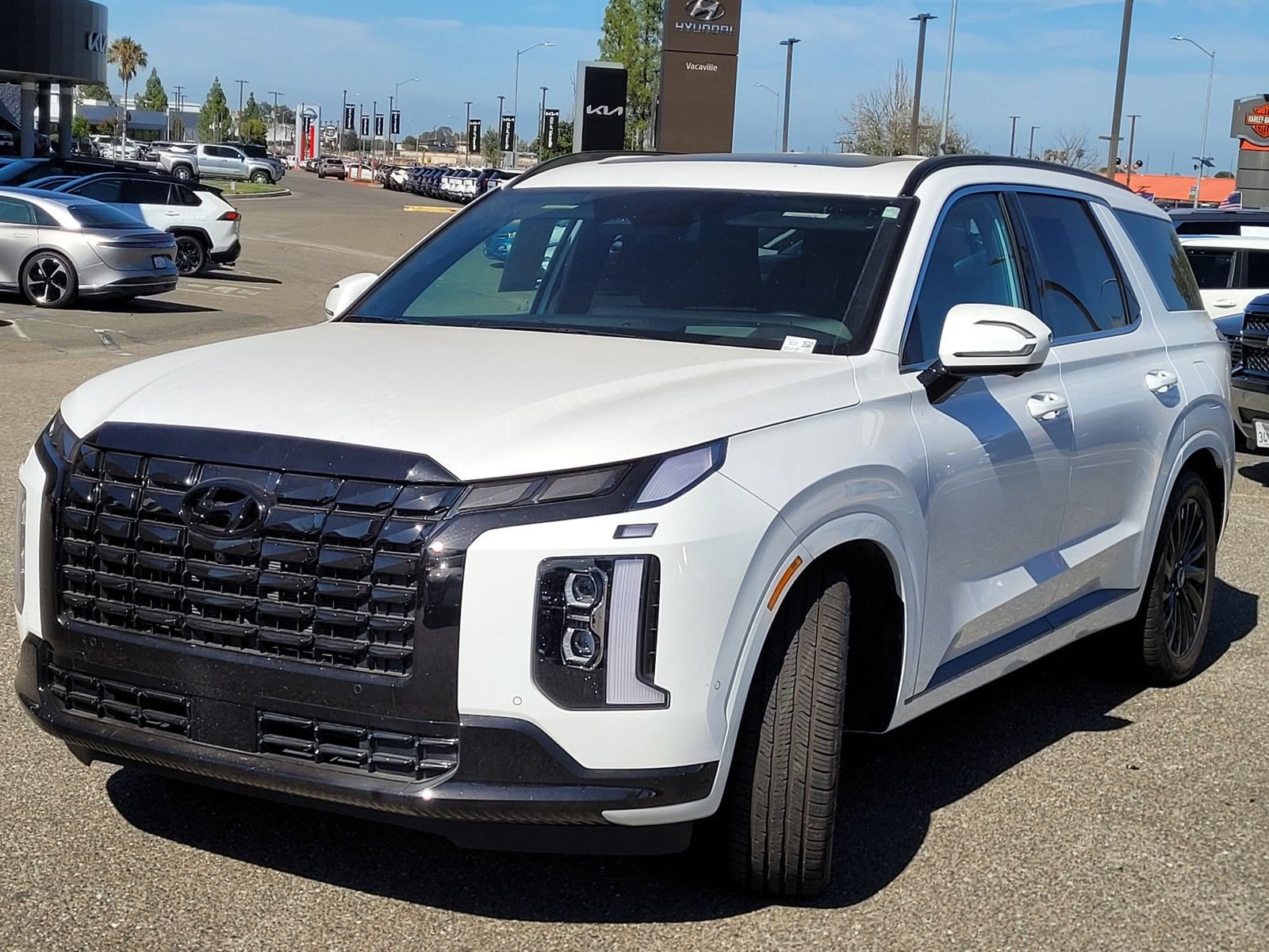 Certified 2024 Hyundai Palisade Calligraphy AWD/4WD image 16