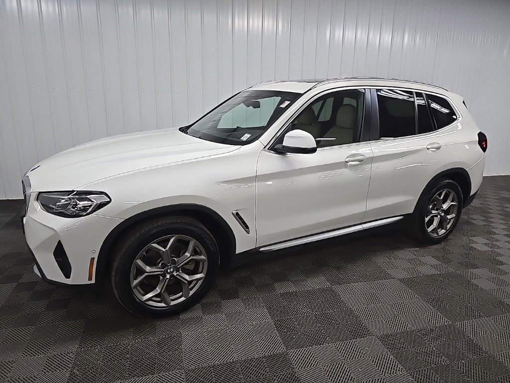 Used 2024 BMW X3 xDrive30i w/ Premium Package image 6