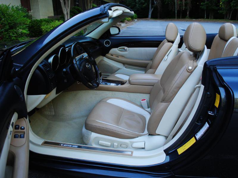 Used 2008 Lexus SC 430 Convertible RWD image 4