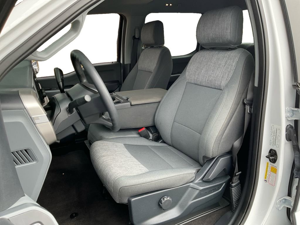 Used 2021 Ford F150 XLT image 26