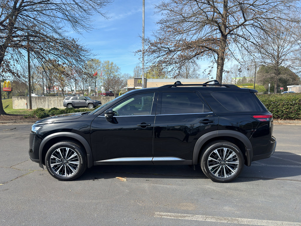New 2026 Nissan Pathfinder Platinum image 4