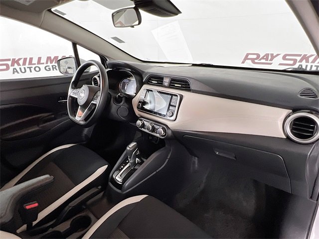 Used 2020 Nissan Versa SV image 36